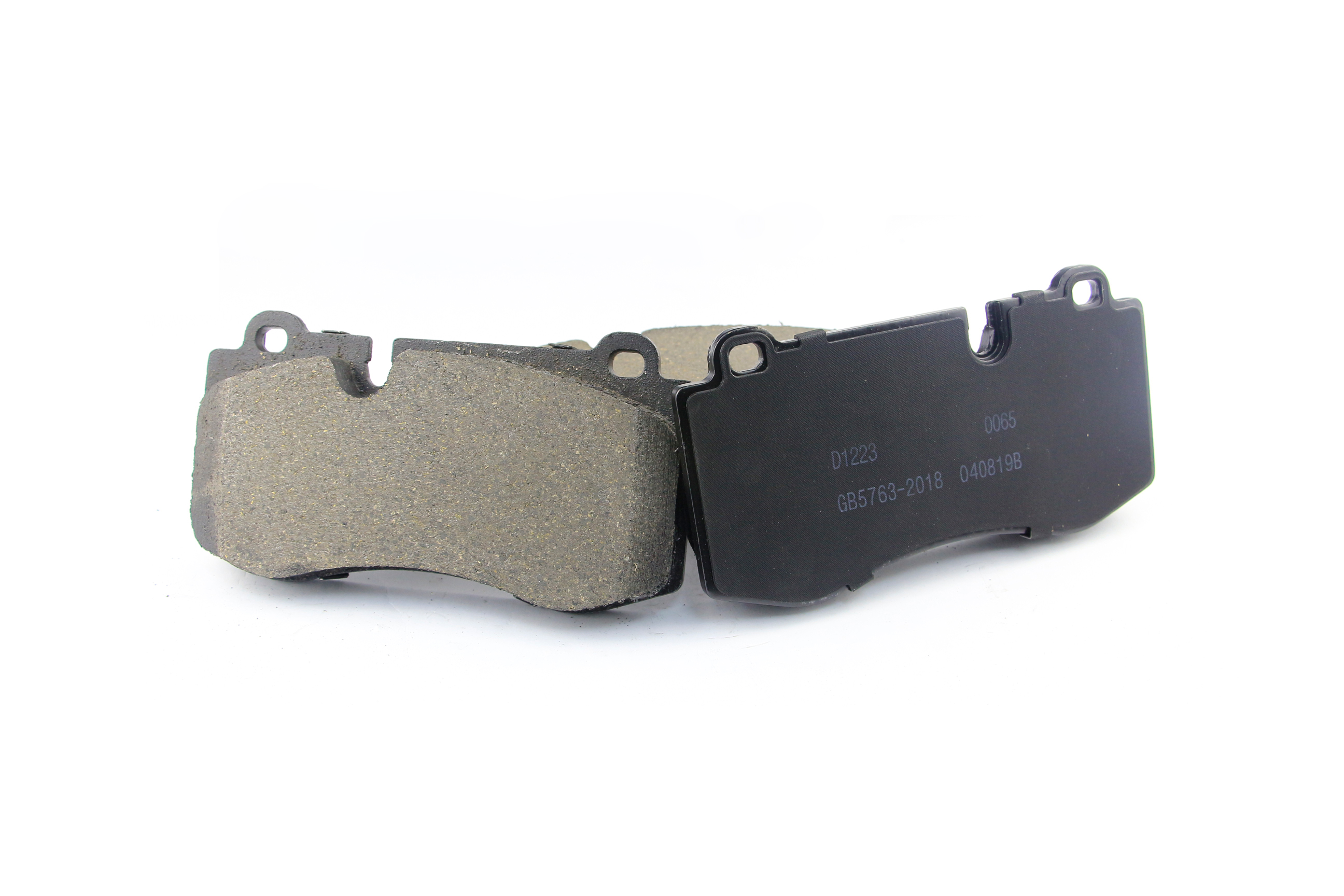 Ceramic disc brake pads