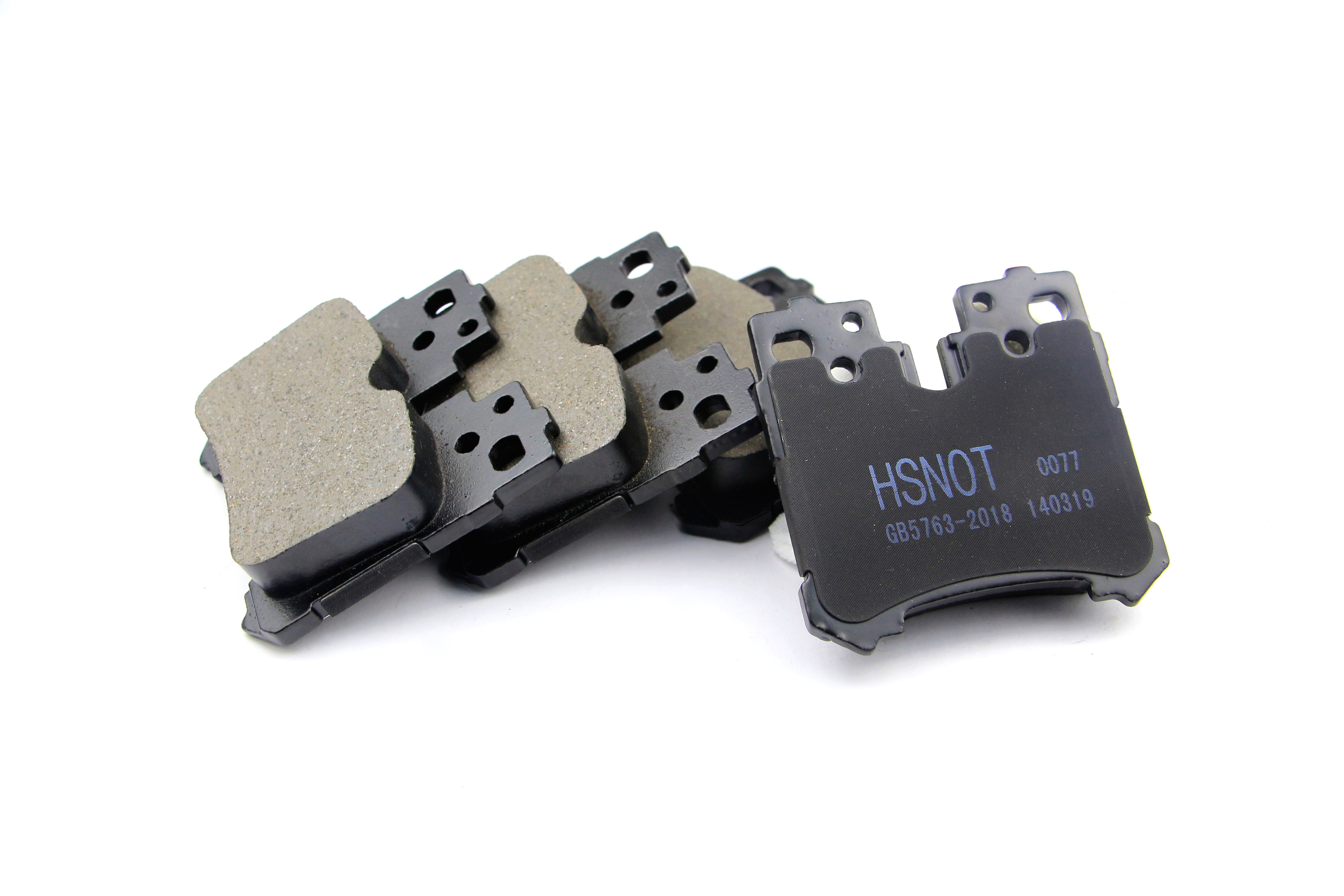 Ceramic disc brake pads